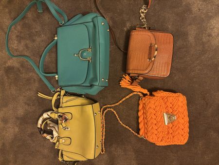 4er Set modische Handtaschen / Umhängetaschen