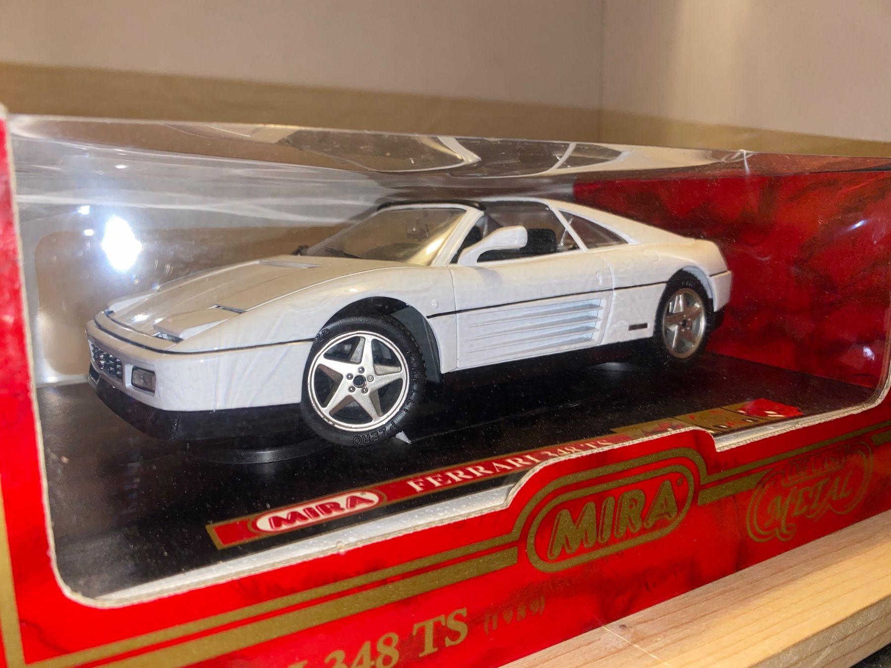 Ferrari Modellini d'auto: Ferrari 348 TS 1/18 seltene Farbvariante – Nuovo (secondo la descrizione) da Wohlen AG venduto da PrivatSammlung