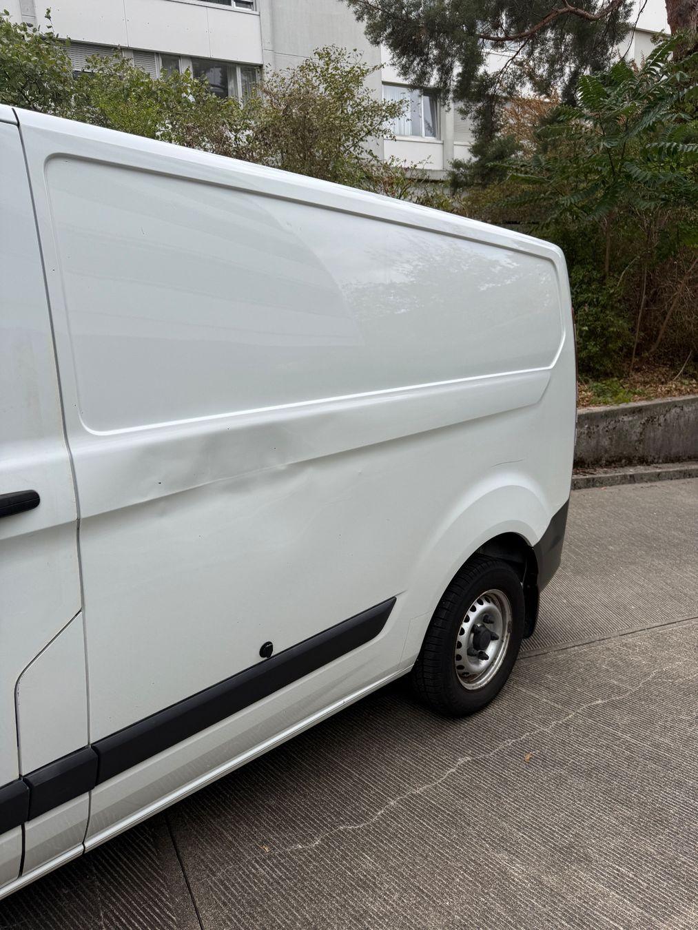 Ford Nutzfahrzeuge: Ford Transit Custom MFK – Gebraucht aus Allschwil von ant_wbx5 7