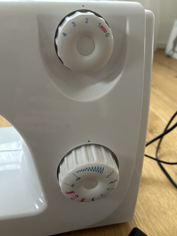 Singer Nähmaschine, Model 8280 | Kaufen auf Ricardo