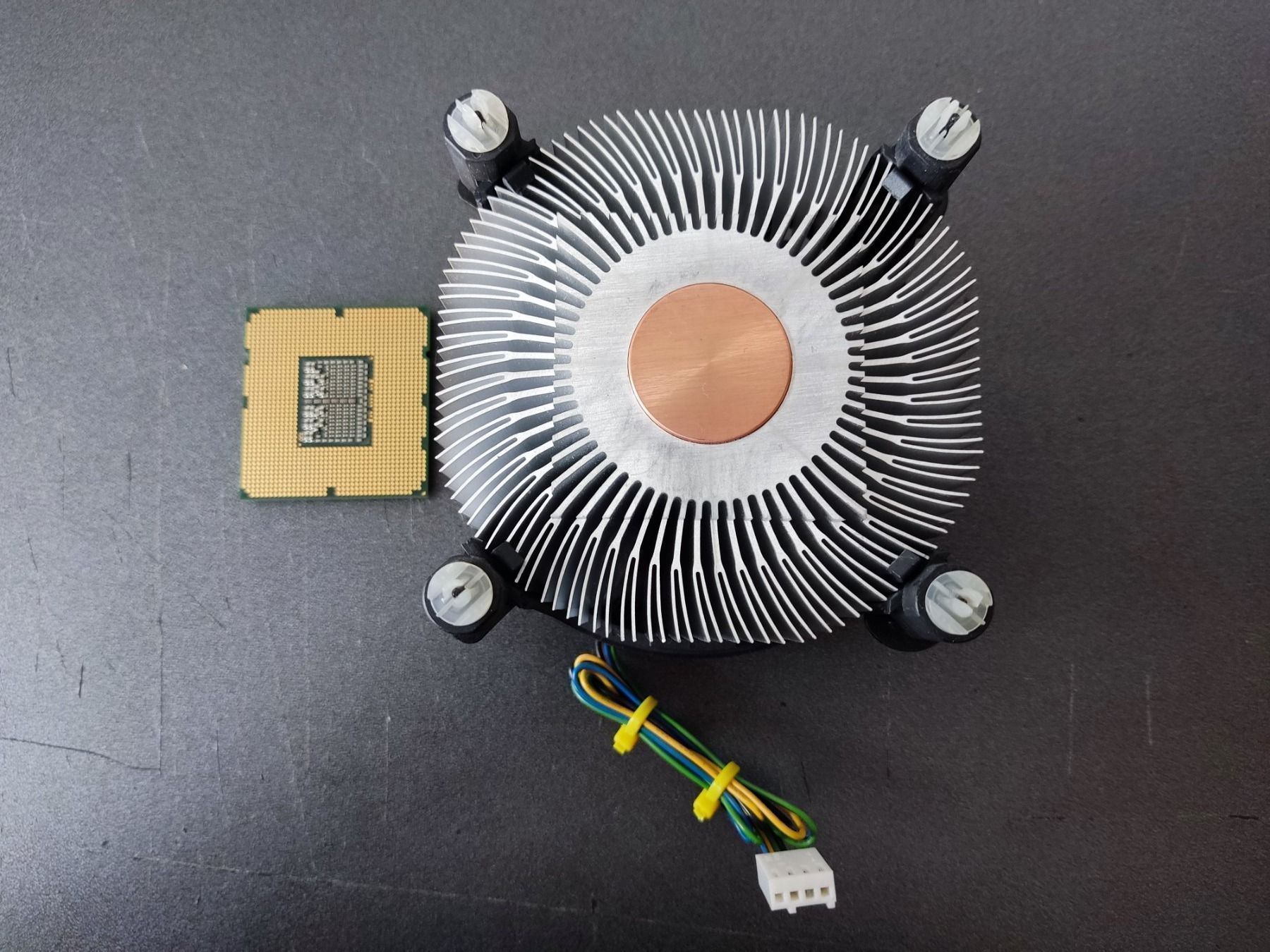 Intel PC: Intel i7-950 inkl. Kühler LGA 1366 – Usato da Thundorf venduto da Swizzzly 1