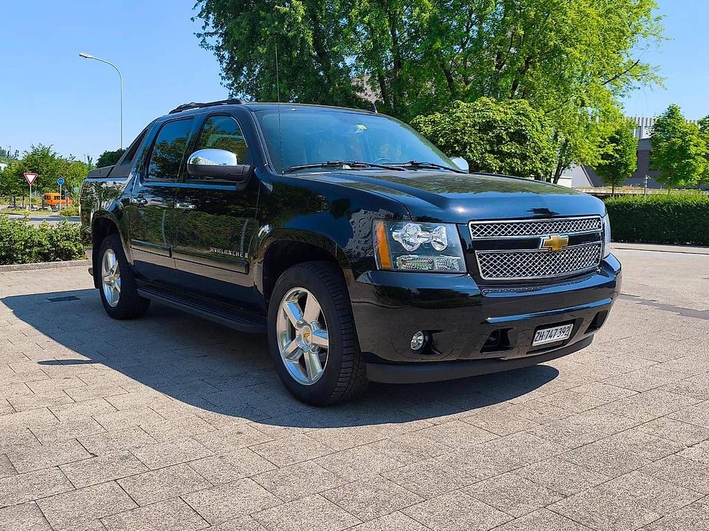 Automobili: CHEVROLET Avalanche LTZ 5.3 V8 – Usato da Langenthal venduto da Goergens10
