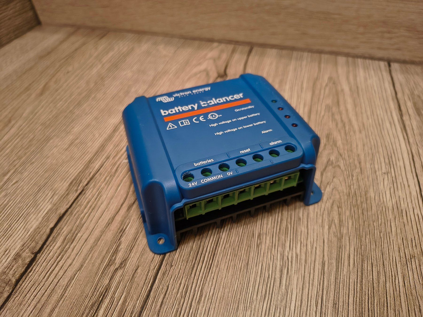 Victron Caricatori & Batterie: Victron Battery Balancer – Usato da Kriens venduto da FluSaLU