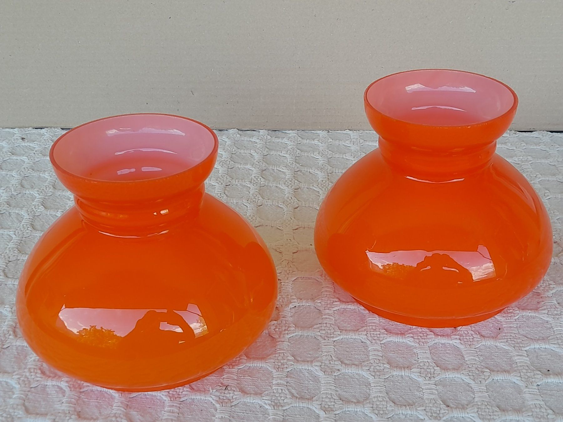 Abat-jours: 2 Glas-Lampenschirme orange – D'occasion à Thun par Treff.....e
