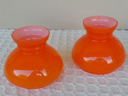 2 Glas-Lampenschirme orange