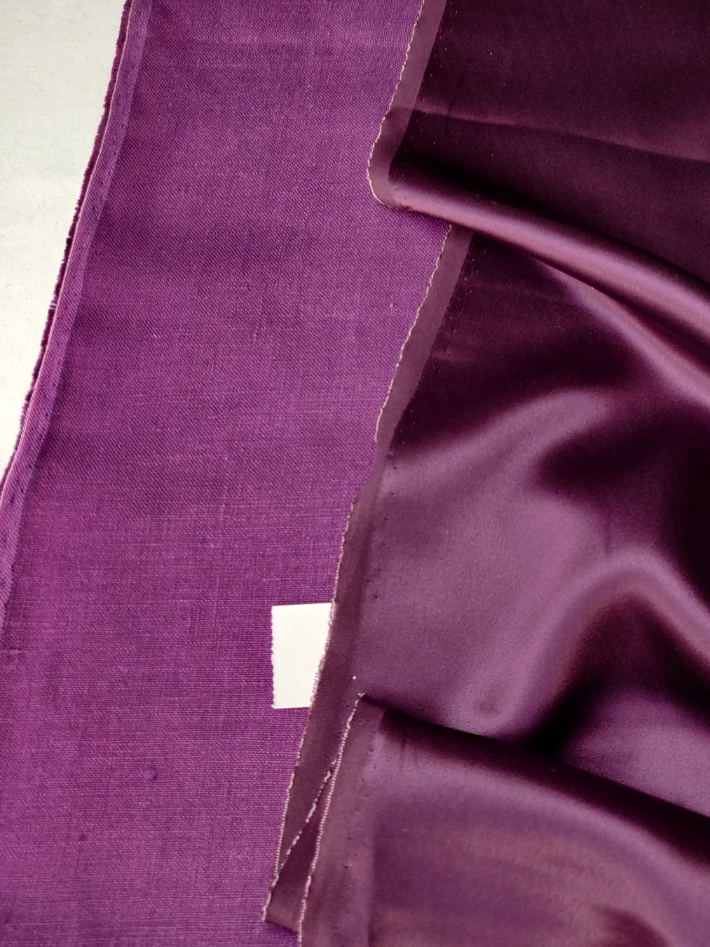 Stoffe: Designer Leinen Stoff schwer 1.50x1.50m viola – Neu (gemäss Beschreibung) aus Lufingen von Voyager7 7