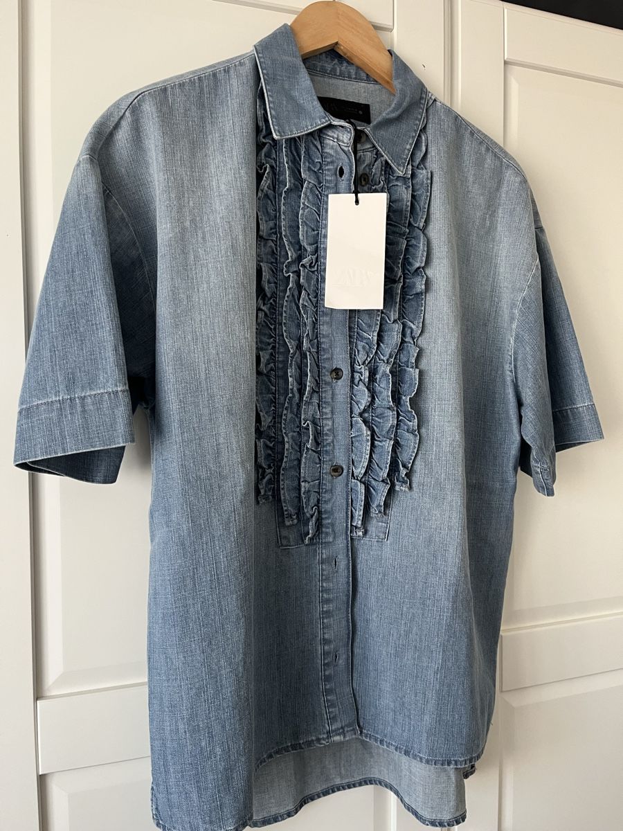 Zara Camicette: Jeanshemd mit Kragenmuster – Nuovo e nell'imballaggio originale da Allschwil venduto da eyl_bb8q 2