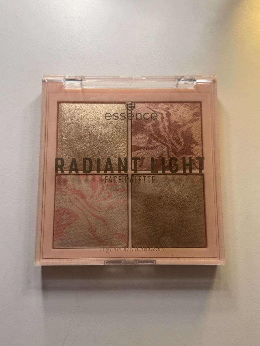 Make-up: Essence Radiant Light Palette – Usato da Laupen ZH venduto da nas_h2nr