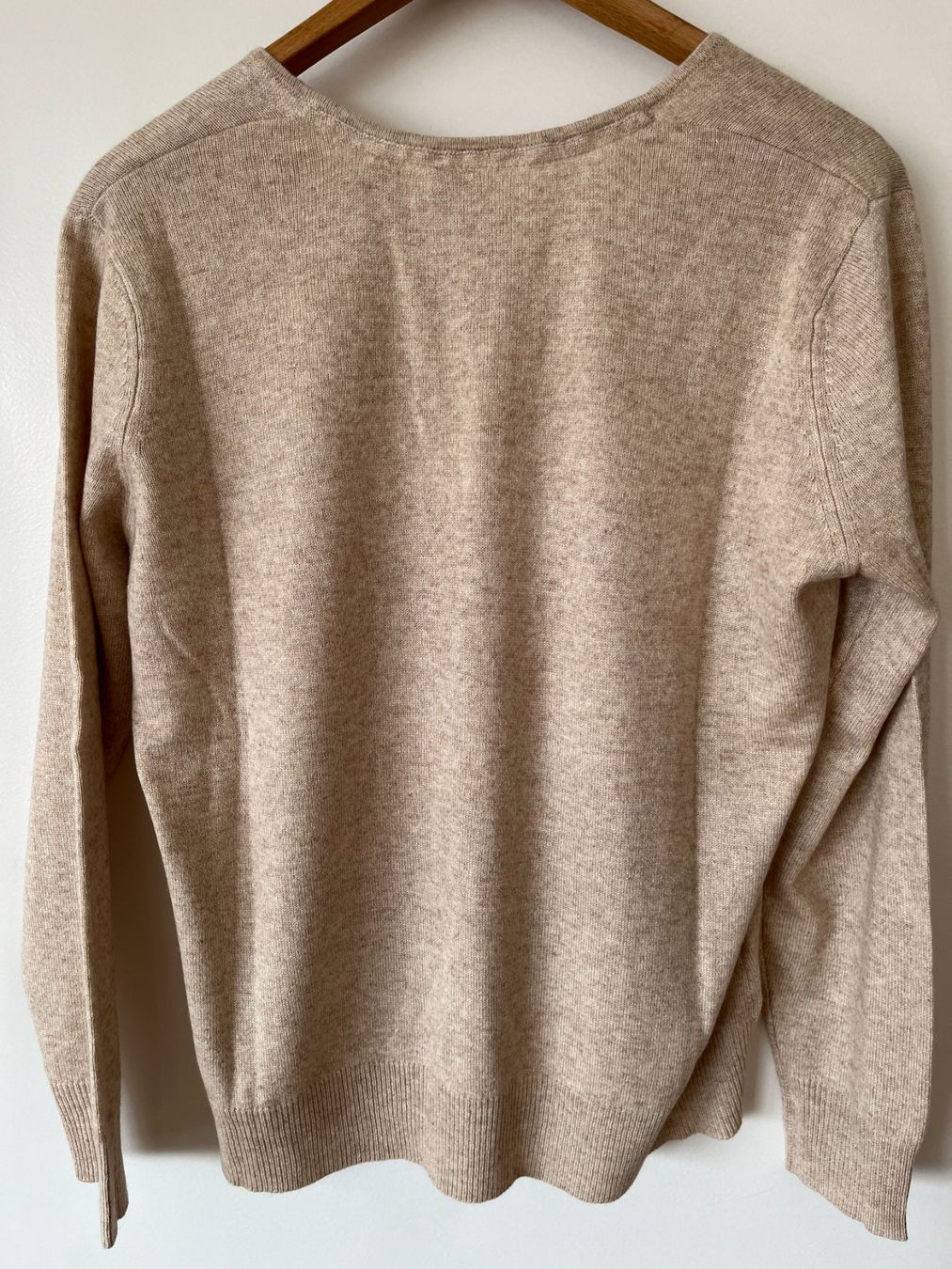 Maglioni & Felpe: Pullover von Adagio 65% Seide, 35% Kaschmir – Nuovo e nell'imballaggio originale da Zürich venduto da Paracel01 1