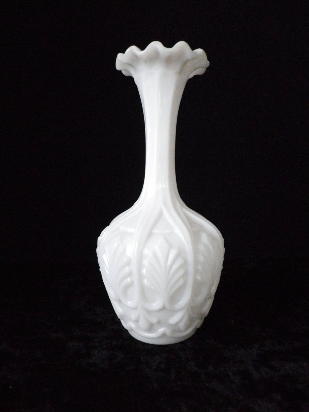 Vasi & Recipienti: Weisse Opaline-Vase antik – Usato da Reinach BL venduto da Annodomini