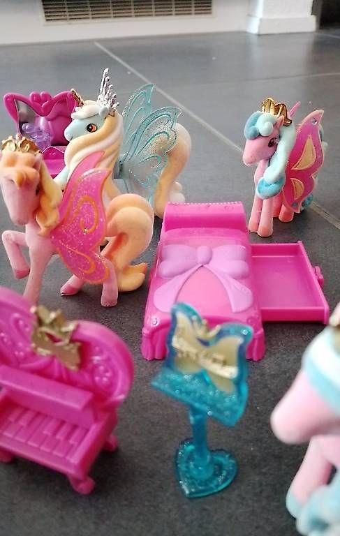 Spielzeuge: Poney et accessoires – Gebraucht aus Chatonnaye von scharf 3