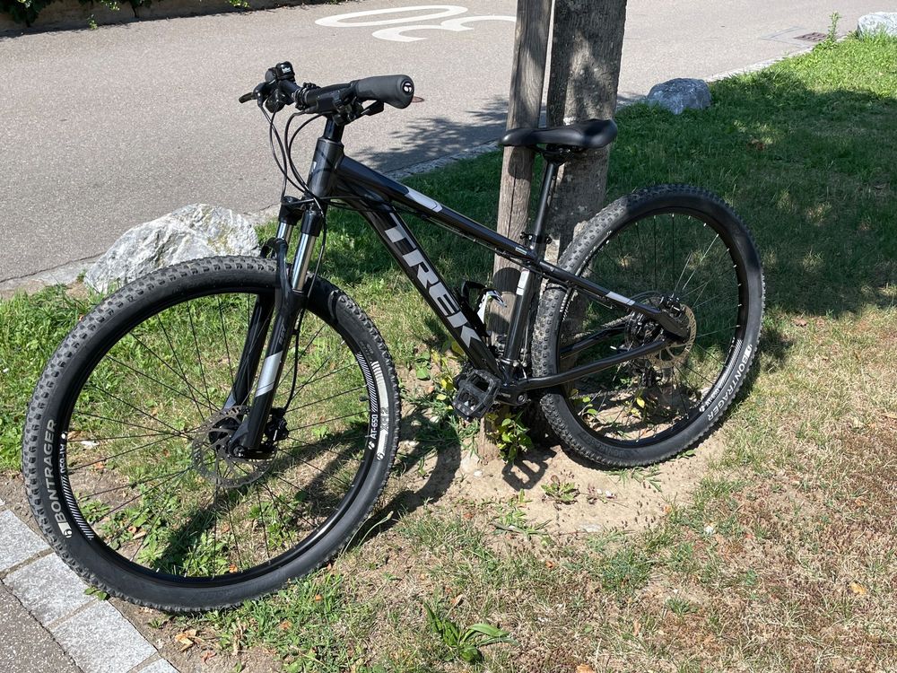 Trek marlin 6 deals hardtail