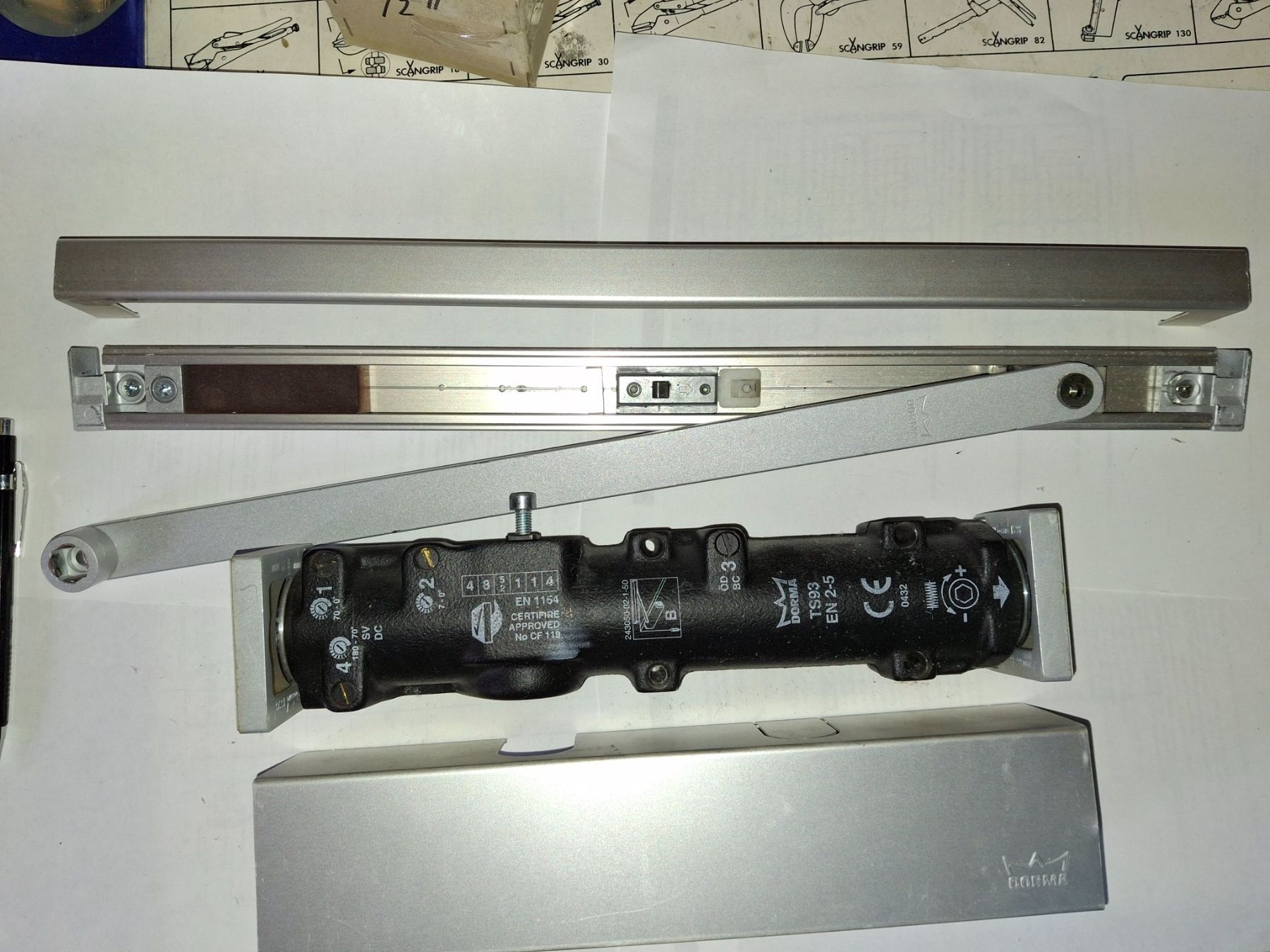 Dormakaba Eisenwaren: Türschliesser Dorma TS 93 – Gebraucht aus Rothenfluh von Gastoni 1