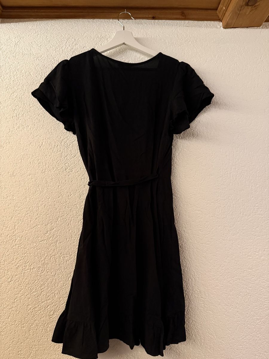 Vestiti: Wickelkleid schwarz – Usato da Bolligen venduto da lee_orange 1