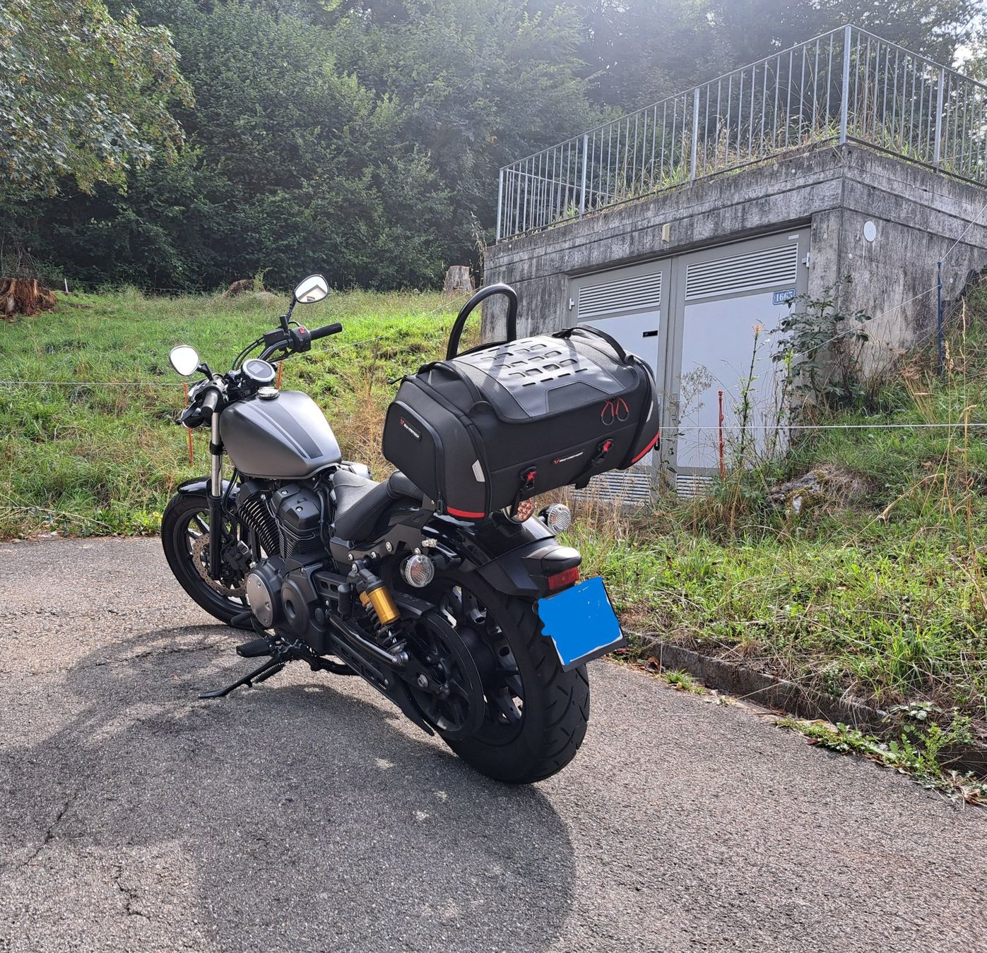 Yamaha Chopper: Yamaha XV 950 R ABS – Usato da Kollbrunn venduto da D.C.1 1