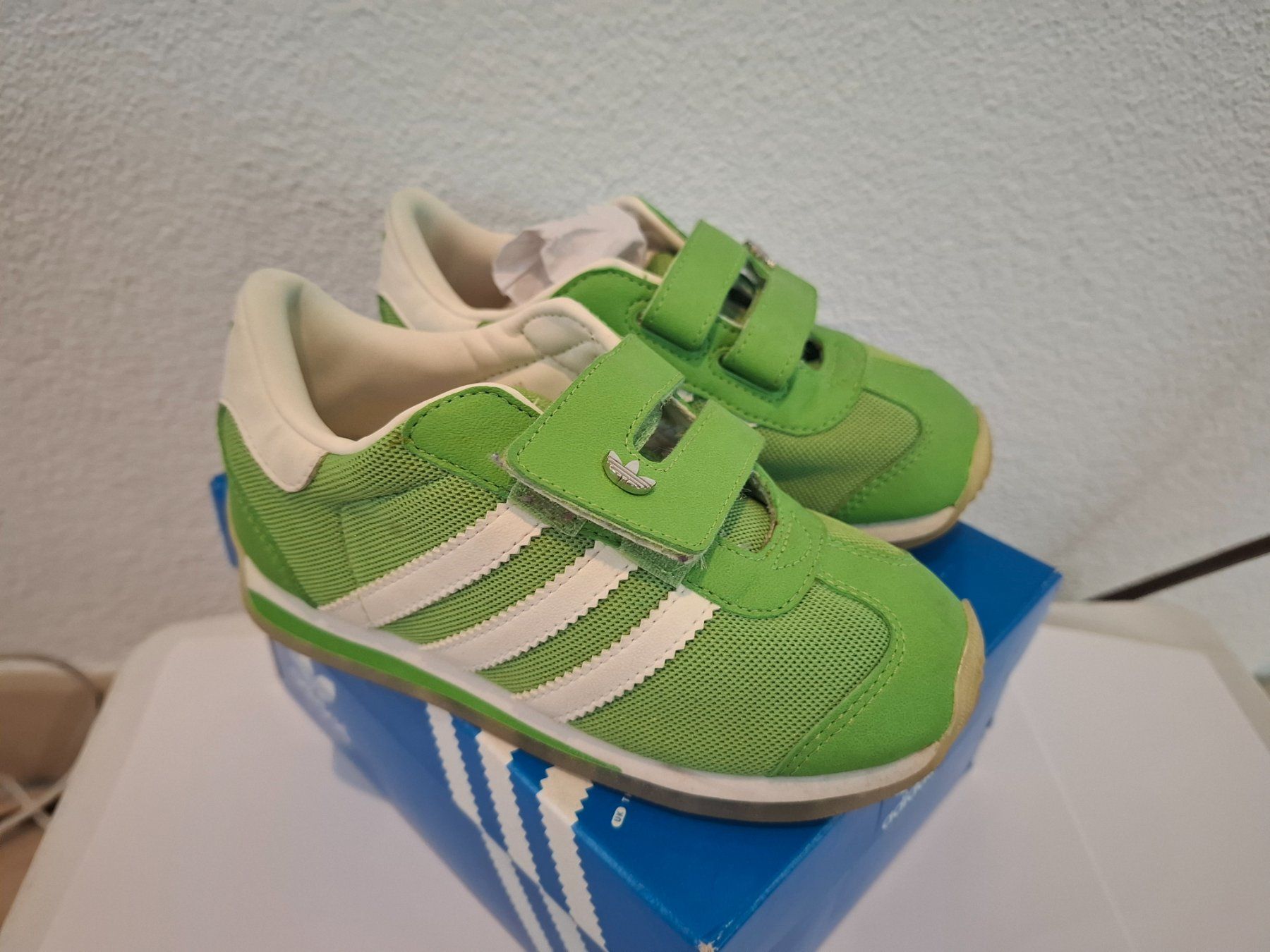 Adidas Scarpe da uomo: Adidas, Sneaker, grün, Gr. 26, neu – Nuovo e nell'imballaggio originale da Dornach venduto da shoe-lina 1