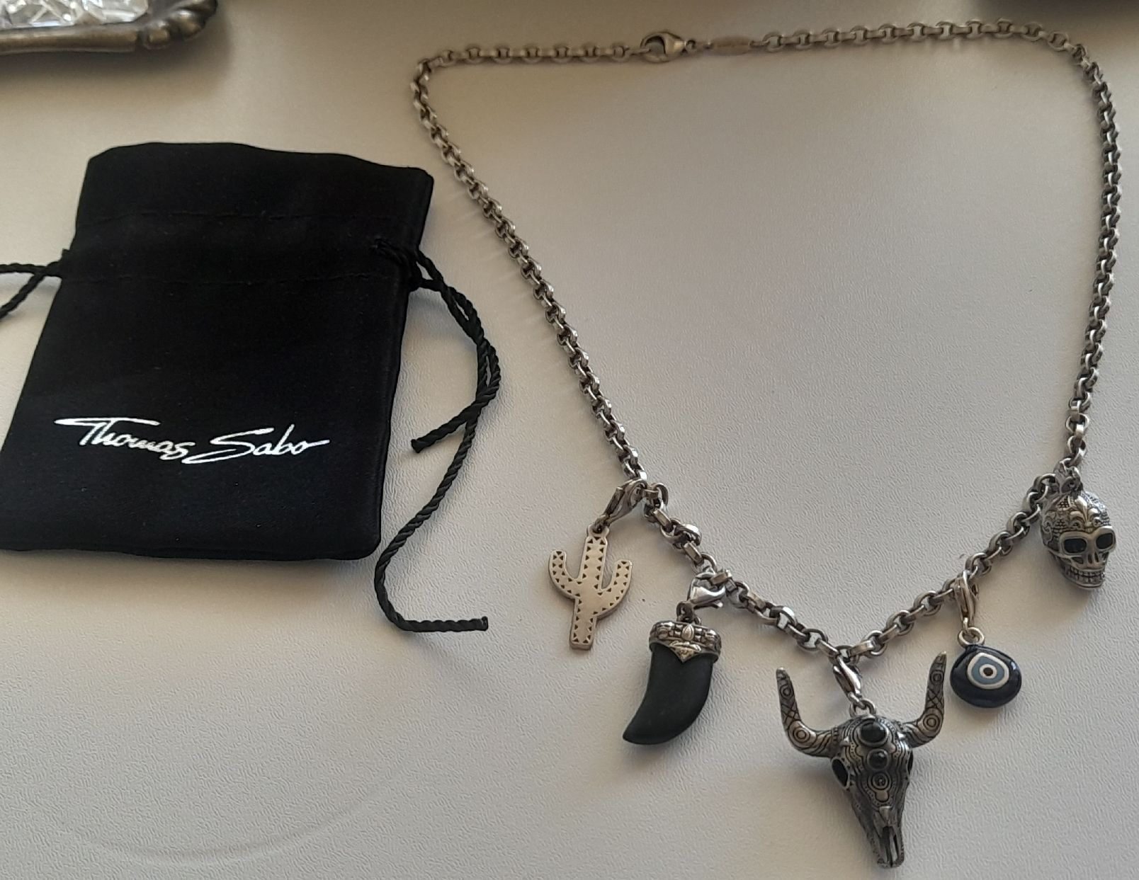 Thomas Sabo Catenine: Magnifique collier Thomas Sabo en argent 925. – Usato da Lausanne venduto da Glam-Luxe