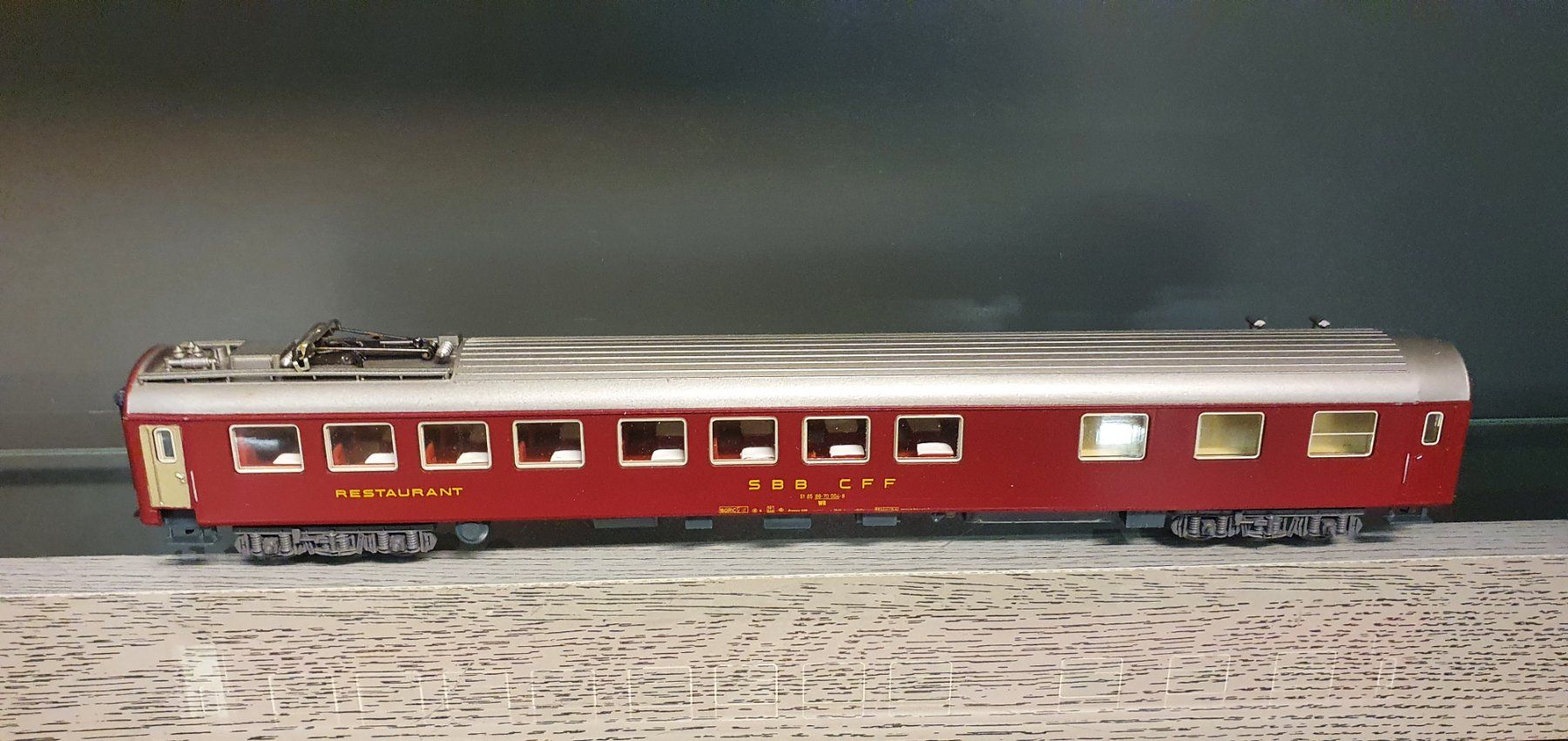 Liliput Modellini di ferrovie: LILIPUT:DC: SBB RIC SPEISEWAGEN ROT – Usato da Biglen venduto da taunus82