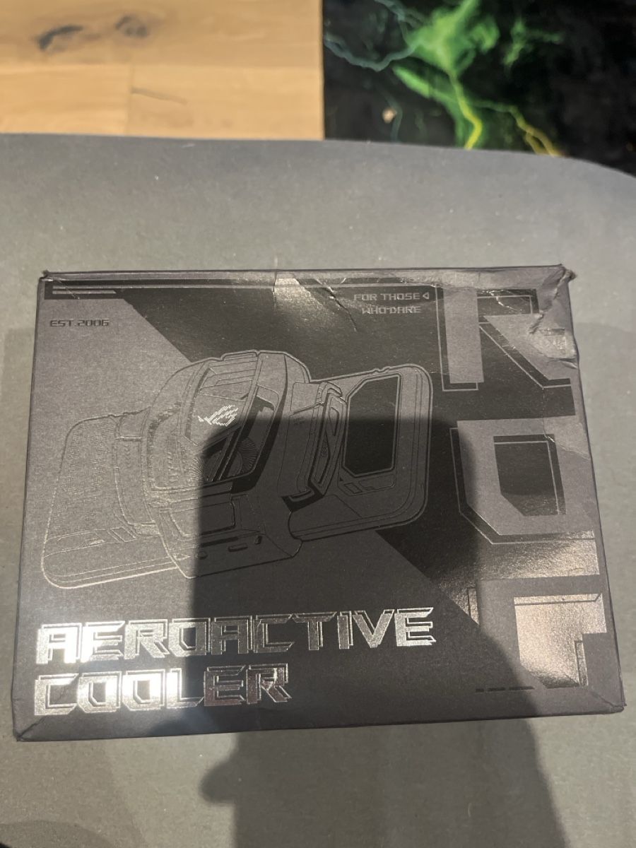 Controller: ASUS ROG Aeroactive Cooler – Nuovo e nell'imballaggio originale da Balgach venduto da Janikworks 2