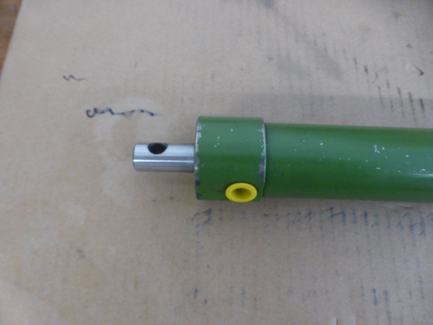 Altri prodotti elettronici: Hydraulikzylinder für Rapid – Nuovo (secondo la descrizione) da Buttisholz venduto da Tortuga07 2