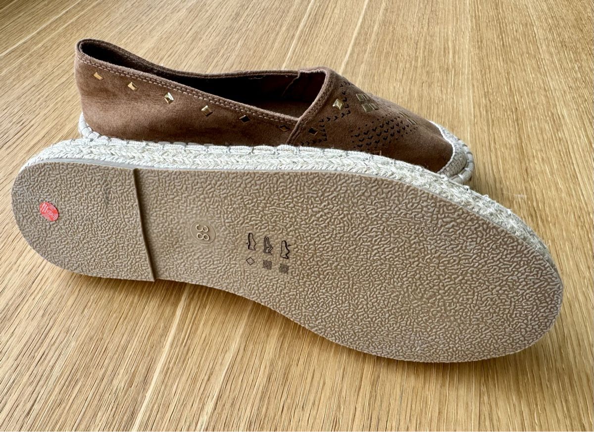 Scarpe da donna: Neue Sommerschuhe Espadrille / Gr 38 – Nuovo (secondo la descrizione) da Hergiswil NW venduto da Labello01 2