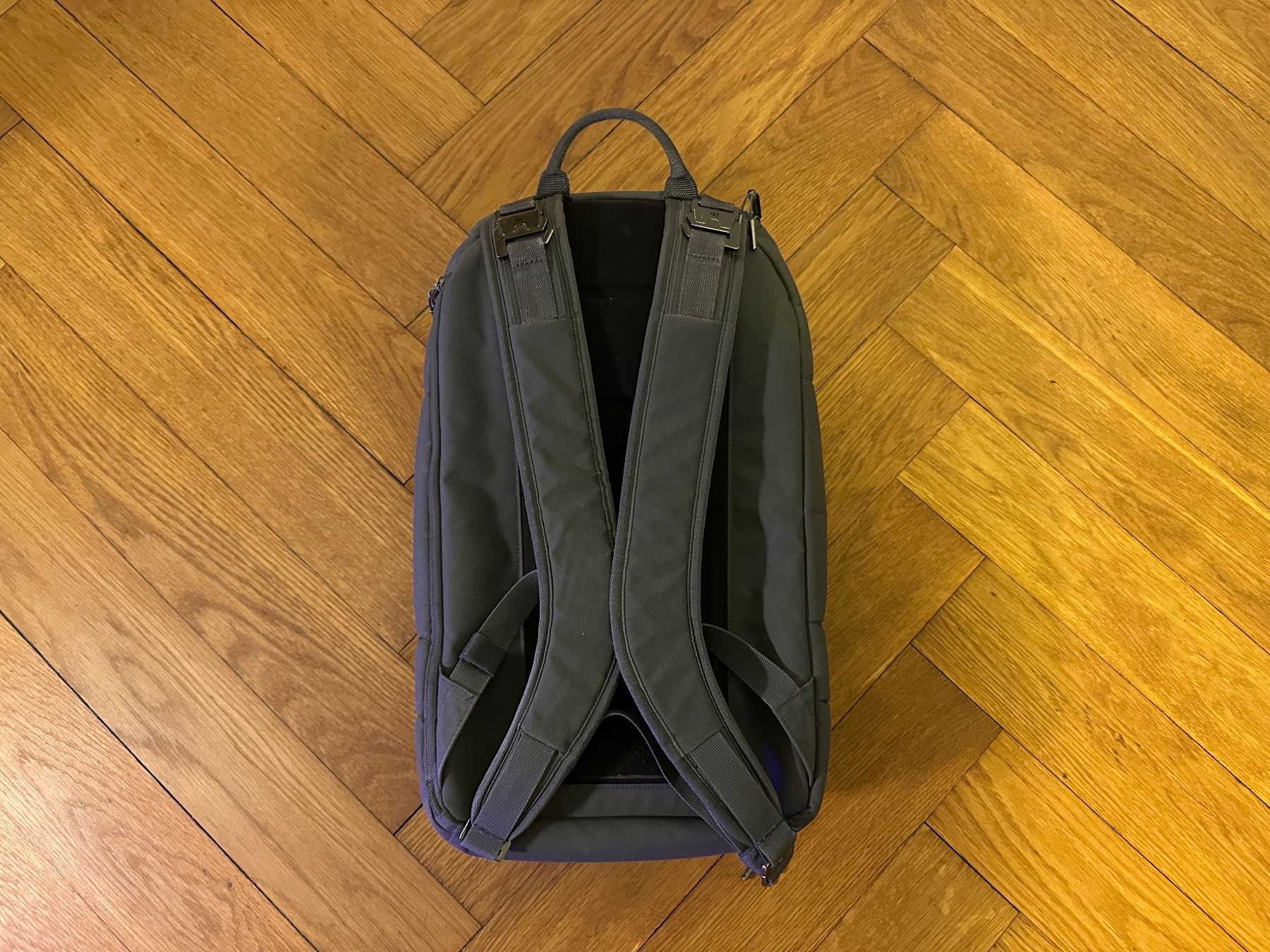 Zaini: Db Journey Ramverk Backpack 21L – Usato da Bern venduto da snoopboom 1