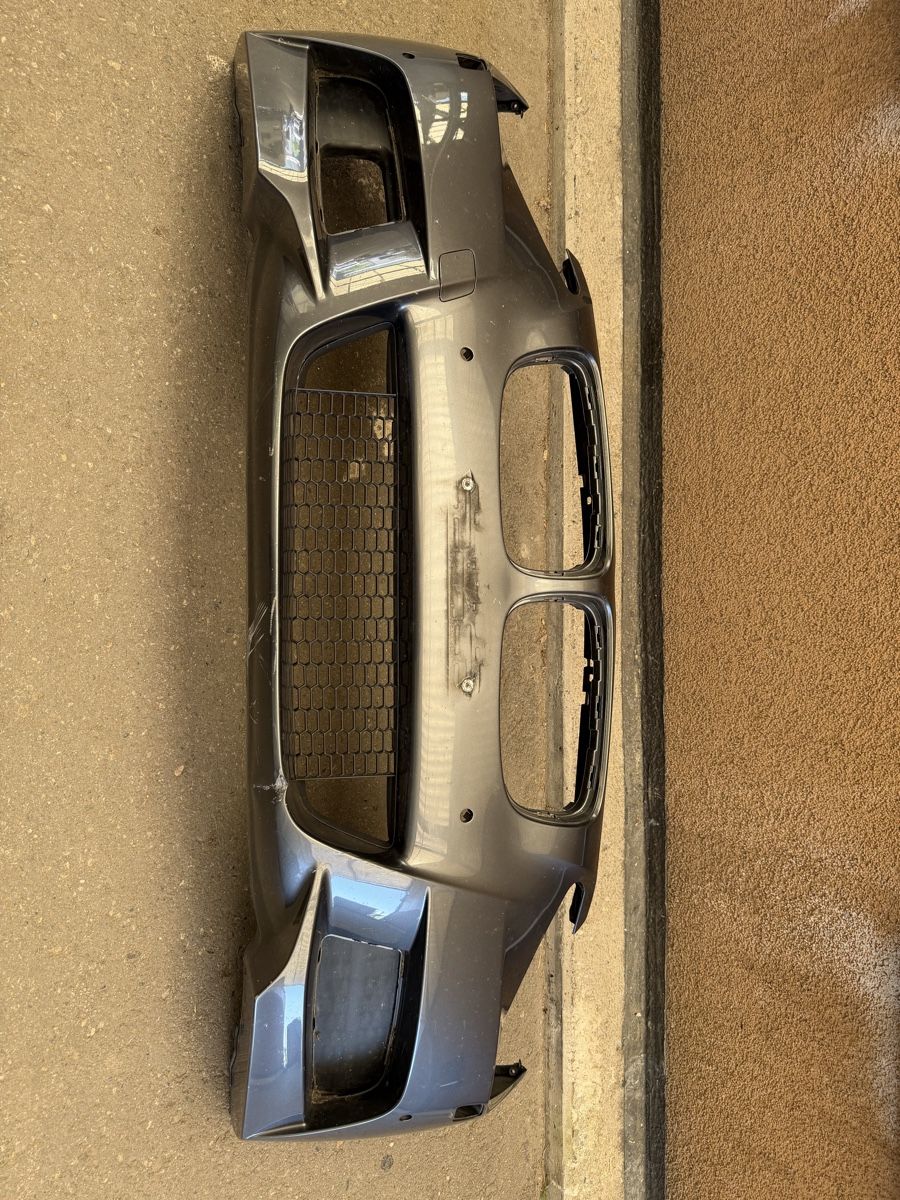 BMW Tutti pezzi di ricambio auto: BMW 1er F20 Stossstange M-Packet – Usato da Reichenburg venduto da Bes_81 1