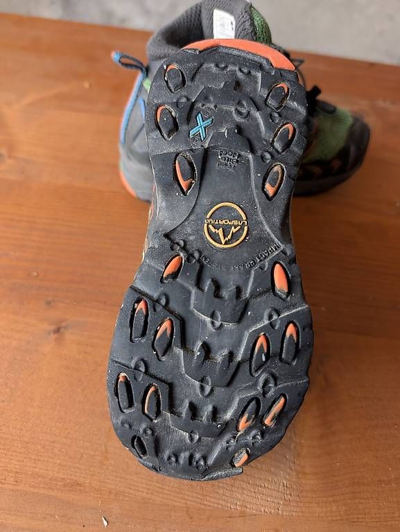 Scarpe per ragazzi: La Sportiva Wanderschuhe Gr. 28 – Usato da Bigenthal venduto da hei_qsh8 2