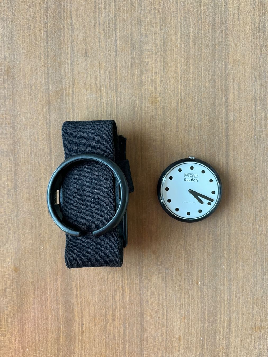 Swatch Uhren: Orologio Swatch Pop PWBB001 jet black. – Gebraucht aus Mendrisio von cost.del 3