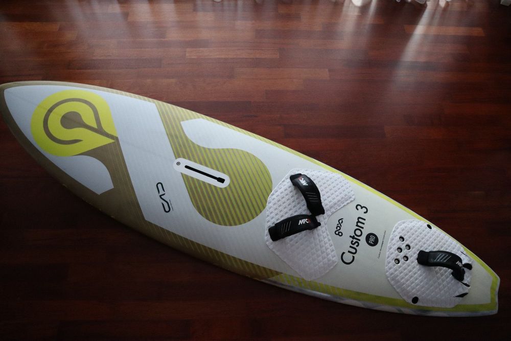 Windsurfboard Goya Custom 3 Thruster 91 Liter Kaufen auf Ricardo