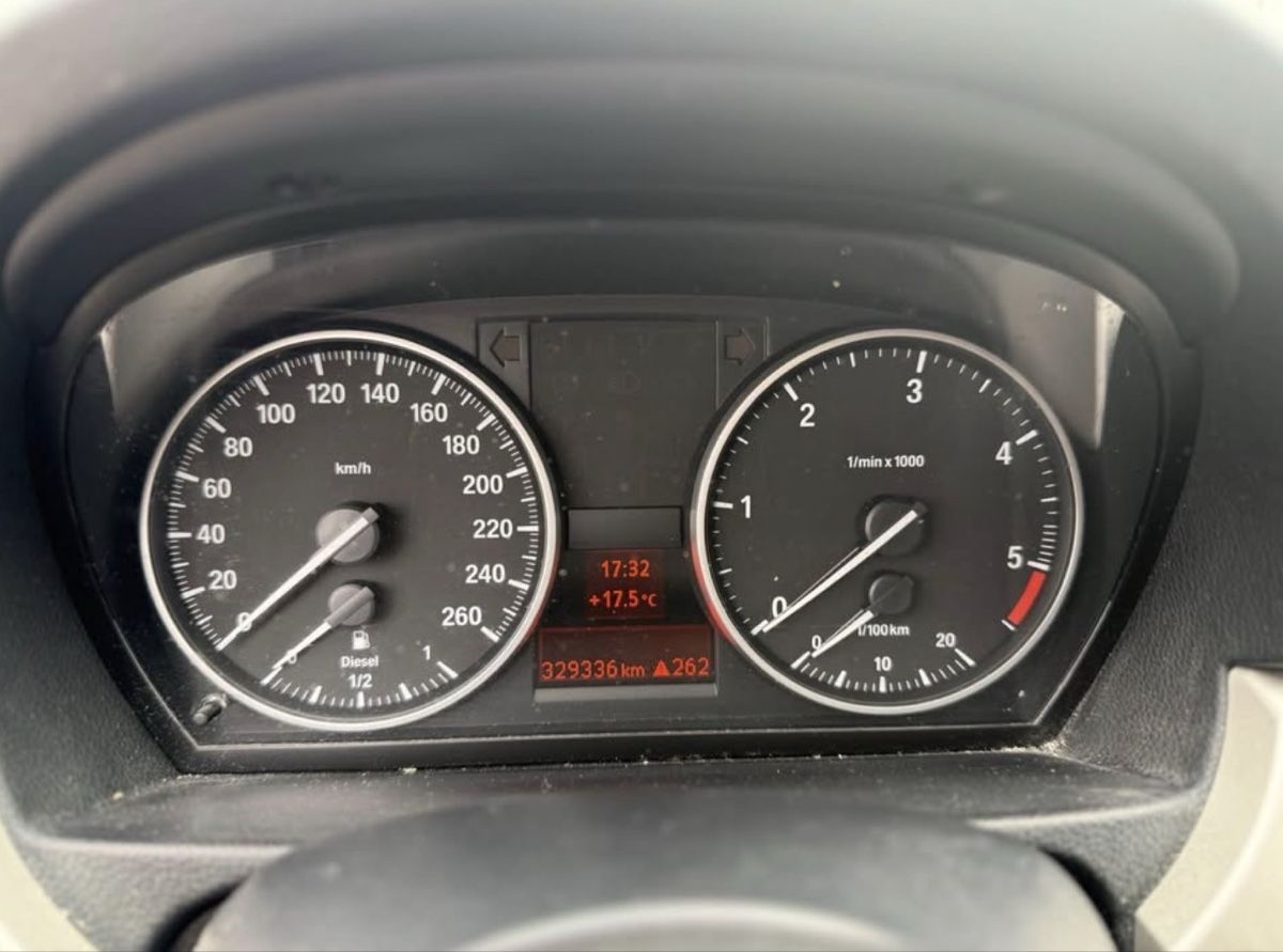 BMW Automobili: Bmw 320d Steuerkette Defekt  – Difettoso da Obergösgen venduto da Gino_ 4