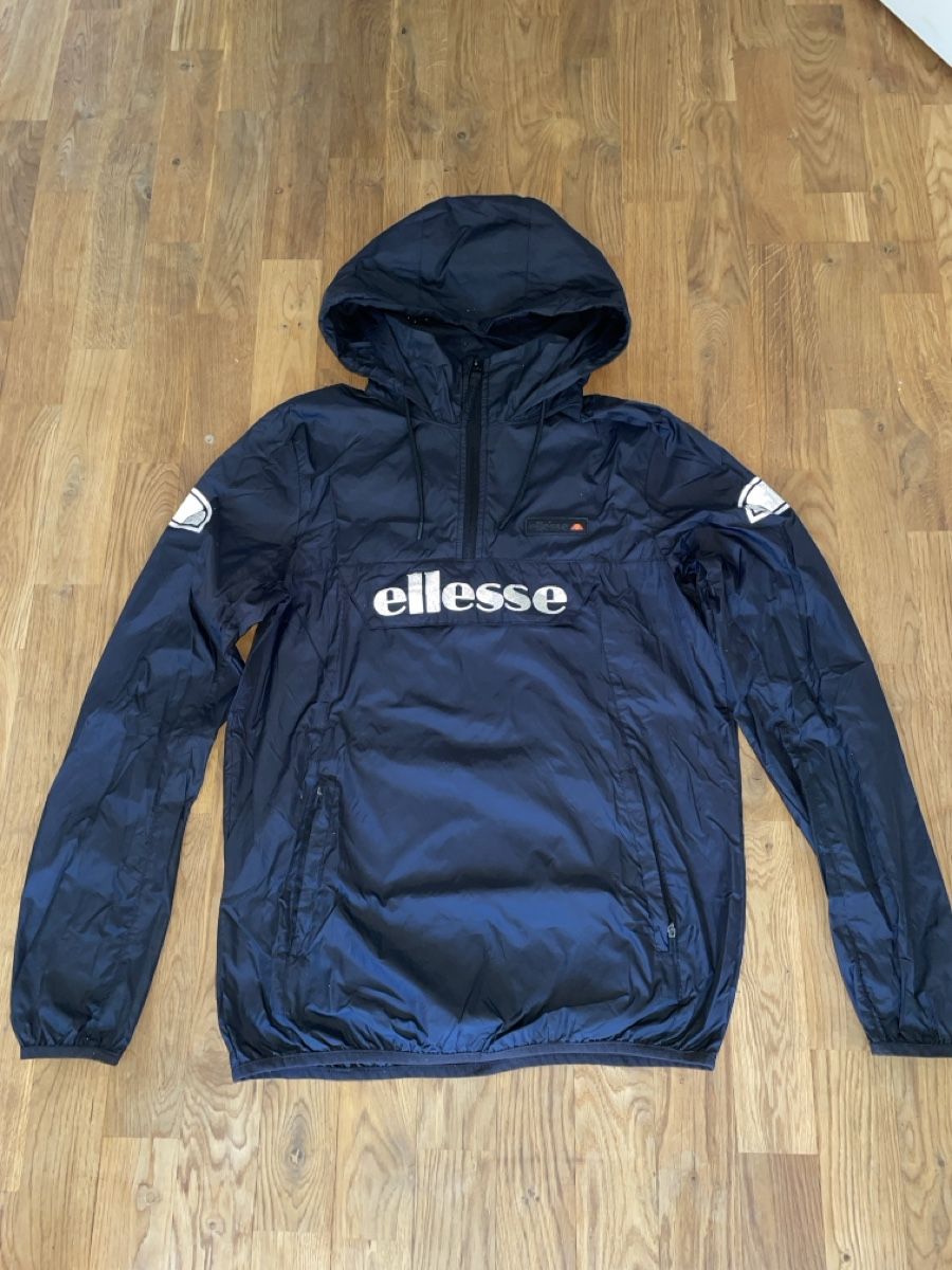 Ellesse Giacche: Veste ellesse  – Nuovo (secondo la descrizione) da Scuol venduto da med_m8dd 1