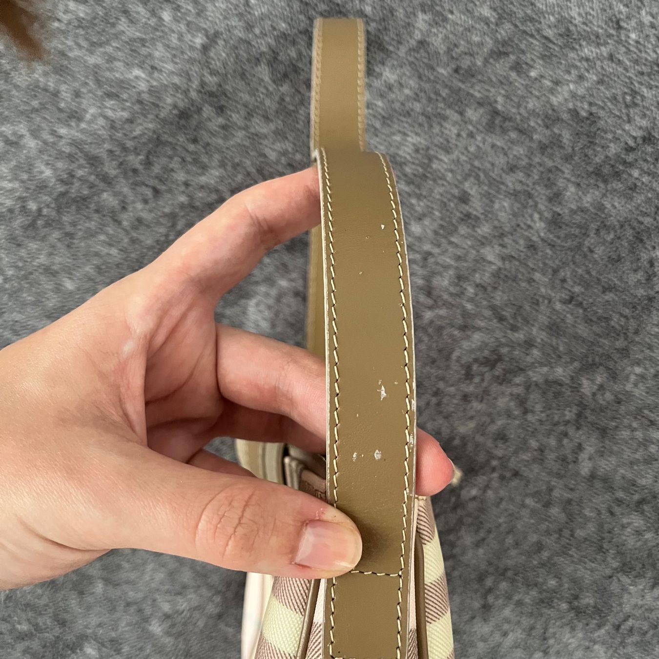 Burberry Taschen für Damen: Burberry Nova Check Shoulder Bag – Gebraucht aus Zug von saskia-chiara 6