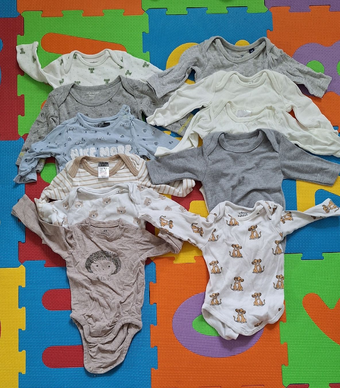 Lotti & Set di vestiti:  Langarm Bodys Grösse 62-  – Usato da Berneck venduto da Bueschelady