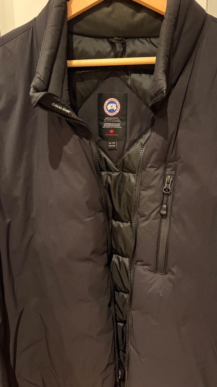 Canada Goose Vestes: Authentic Canada Goose Lodge Down Jacket - Black - Size 3XL – D'occasion à Riehen par CHSeller112 6