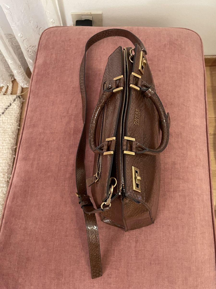 Guess Taschen für Damen: GUESS Handbag Shoulder Bag – Gebraucht aus lugano von nil_nch2 3