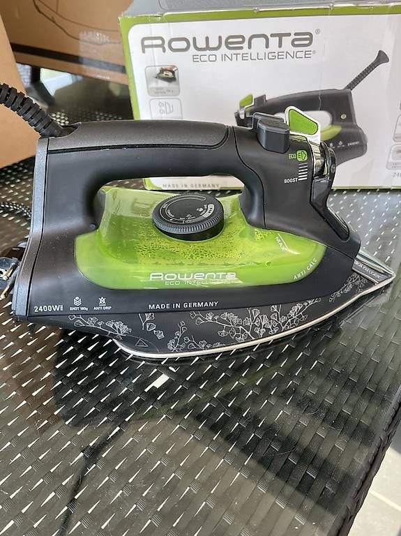 Rowenta Fers à repasser: Ferro da stiro Rowenta Eco Intelligence 2400 W – D'occasion à Lugano par Jo_Spe 1
