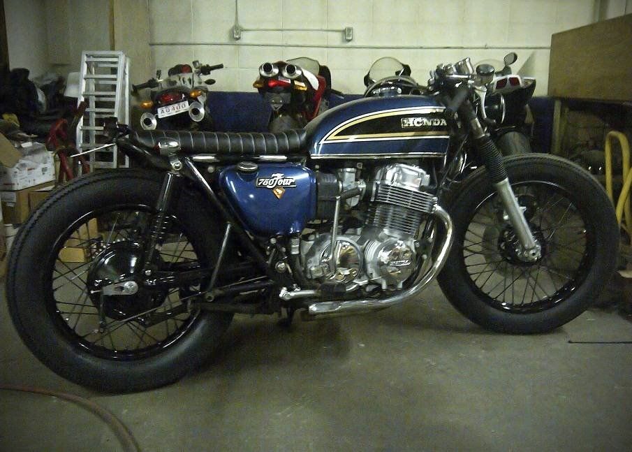 Selle & Accessori: Caferacer Sitzbank – Usato da Hausen am Albis venduto da riviera64 5
