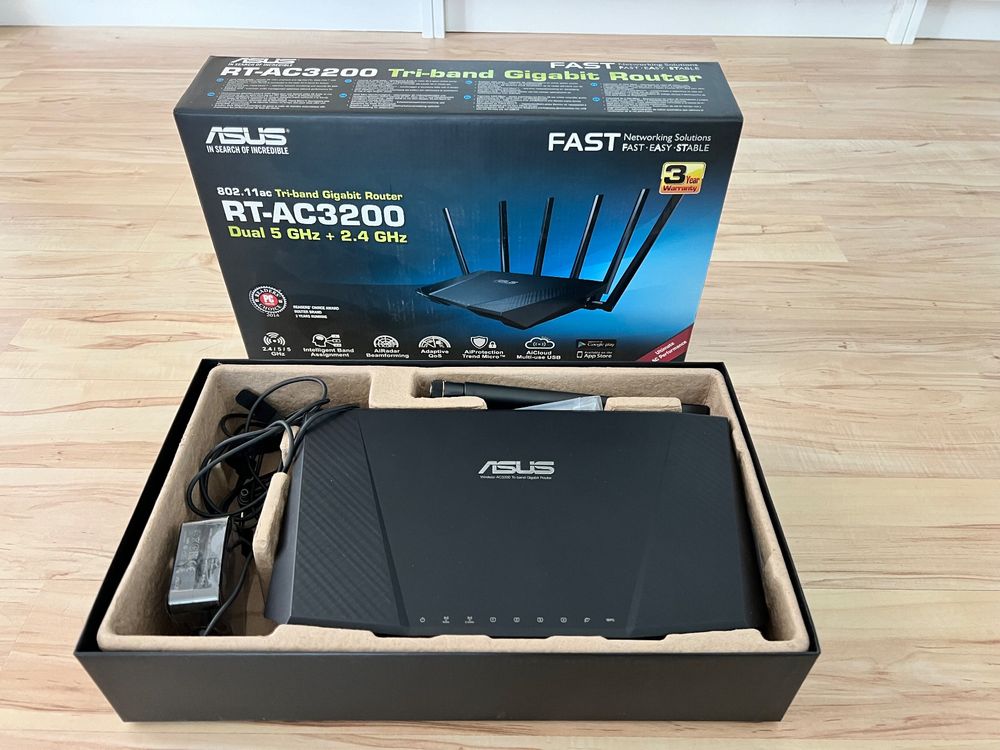 Triband Gigabit Router Asus RT-AC3200 (Gebraucht) in Schmerikon für CHF ...