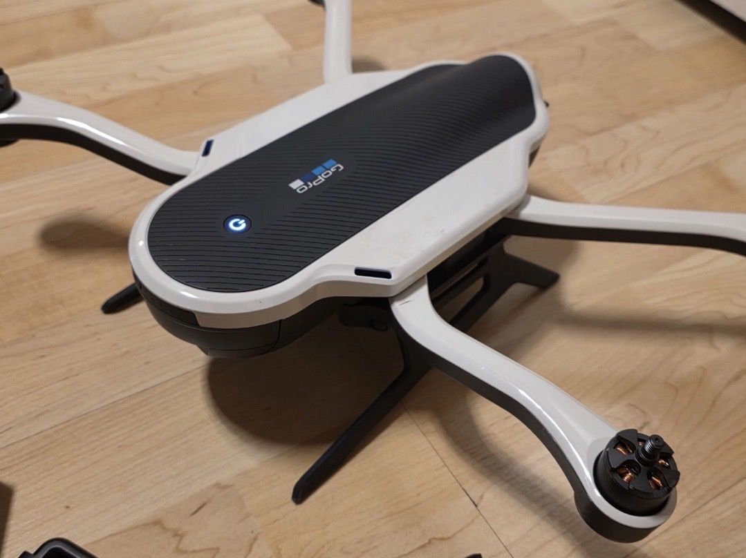 Caméscopes: GoPro Karma Drone with Accessories Set! – D'occasion à Ehrendingen par bubulence