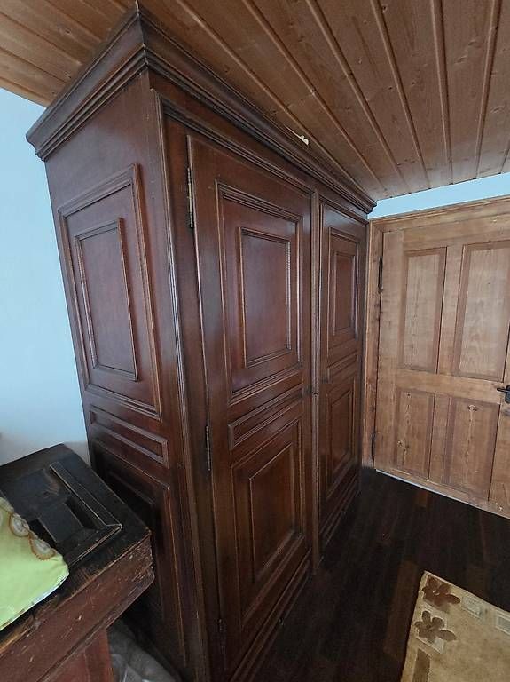 Armadi: Schlafzimmer, massivholz, spanischer Stil – Usato da Dachsen venduto da bea_jvs2 2