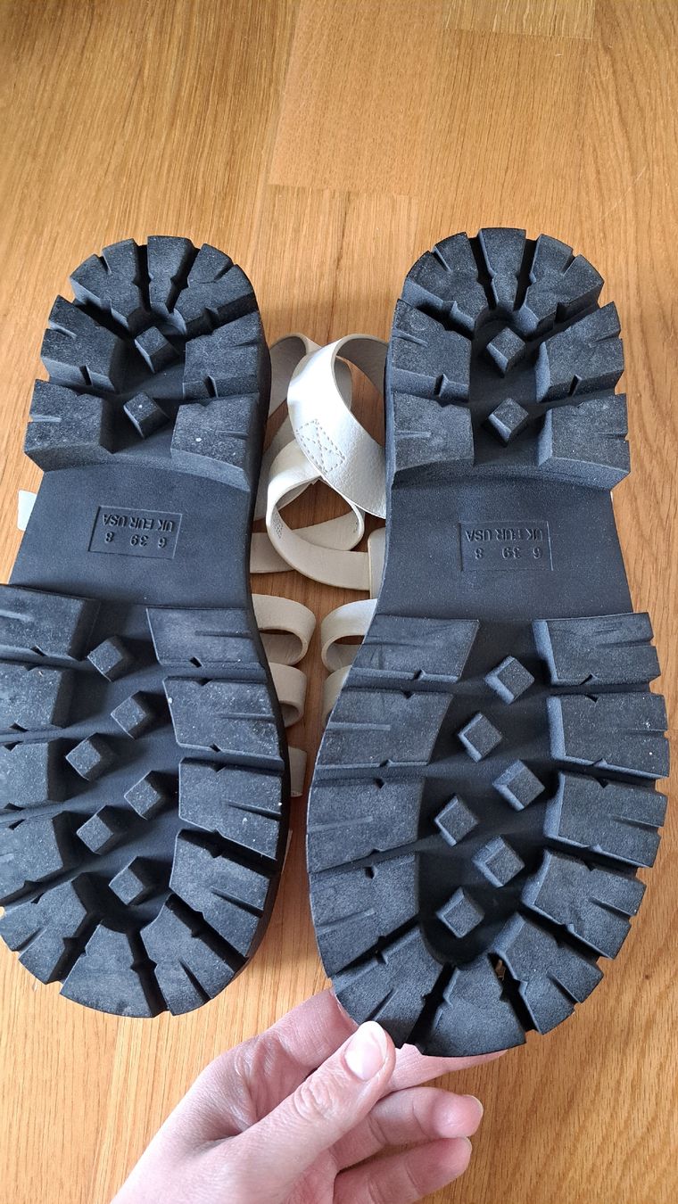 Primark Scarpe da donna: Sandalen Gr. 39 – Usato da Baar venduto da L.isa28 2