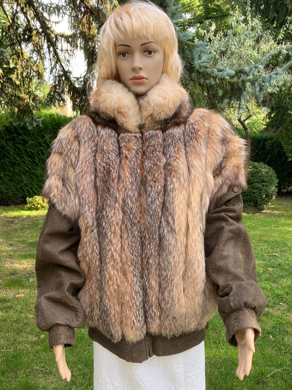 Giacche: Blouson d'exception Saga Fox transformable. Taille S/M – Nuovo (secondo la descrizione) da Chêne-Bougeries venduto da Vintage-Era