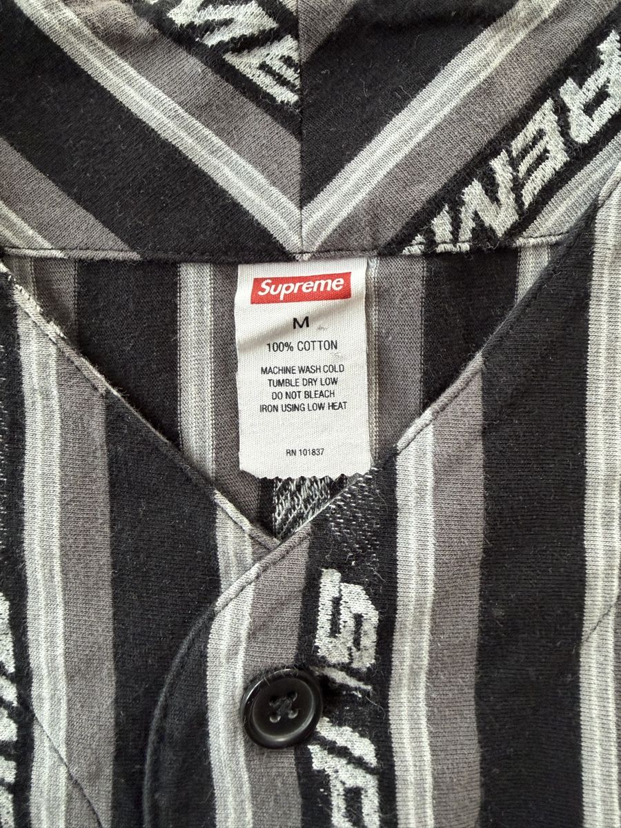 Camicie: Supreme Baseball Jersey schwarz/grau, Grösse M – Usato da Goldau venduto da filiorum 2