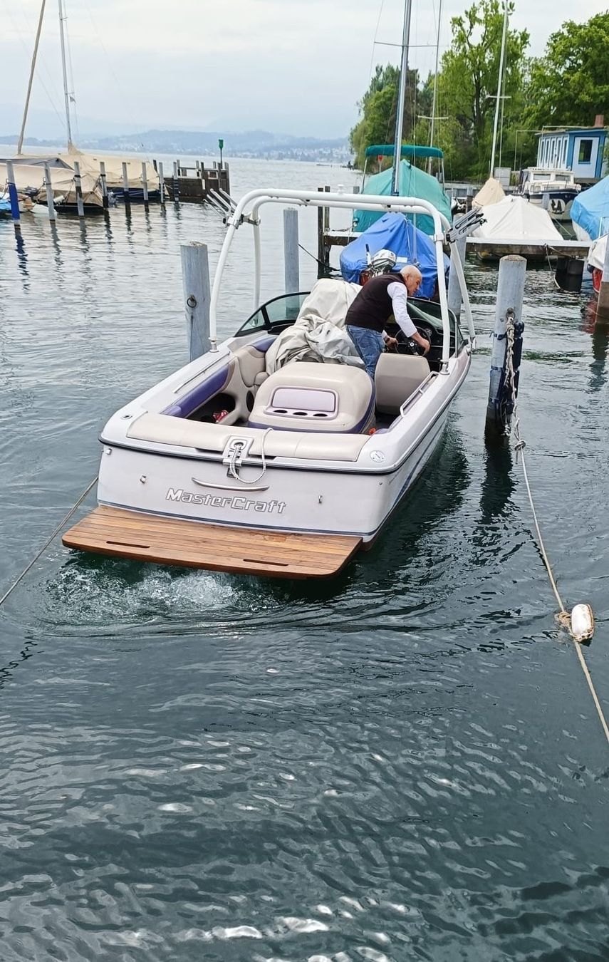 Barche: Motorboot Wasserski – Usato da Horgen venduto da ratNski 1