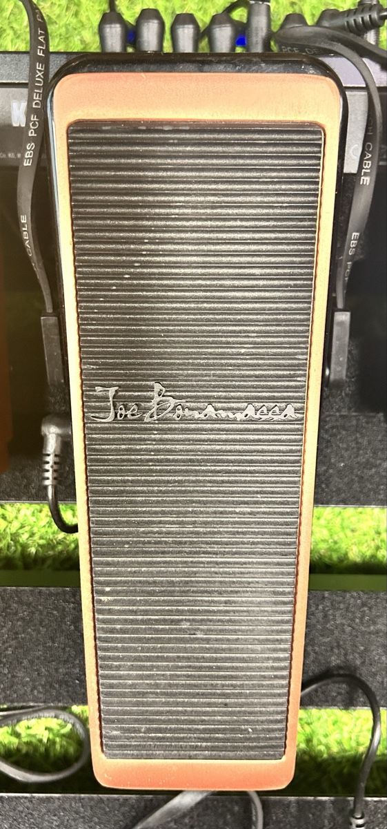 Strumenti musicali: Pedalboard [Warm Audio, Cry Baby, Boss, Keeley] – Usato da Seon venduto da TiloM 1