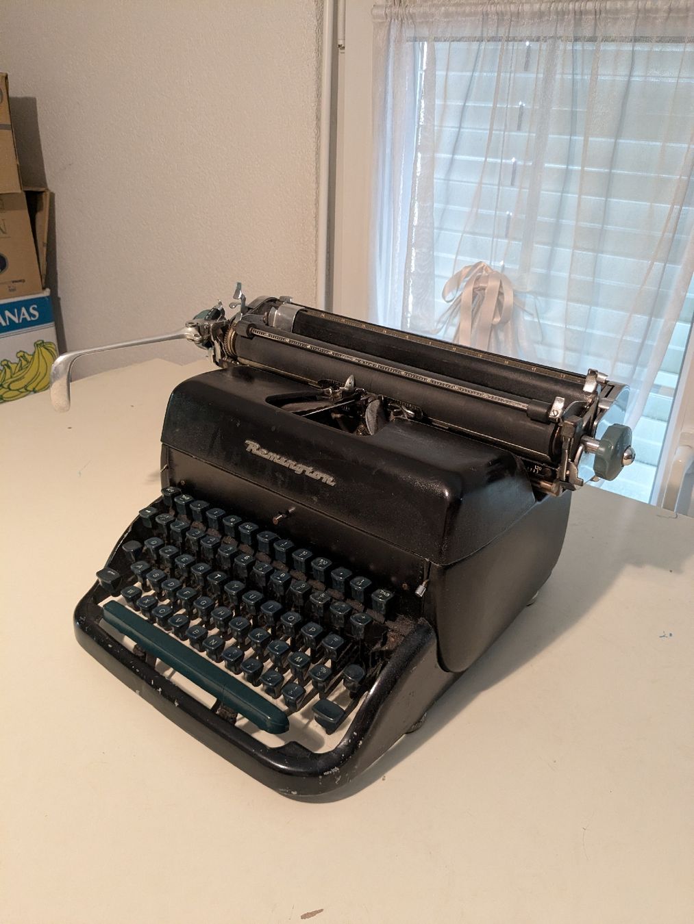 Remington Machines à écrire: Schreibmaschine Remington Schwarz – D'occasion à Subingen par dominio2014 2