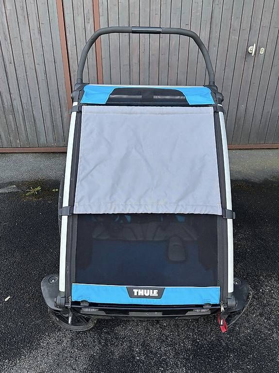 Thule Rimorchi: Thule Chariot Cross 2 zweisitzer – Usato da Ebikon venduto da bookworm79 2