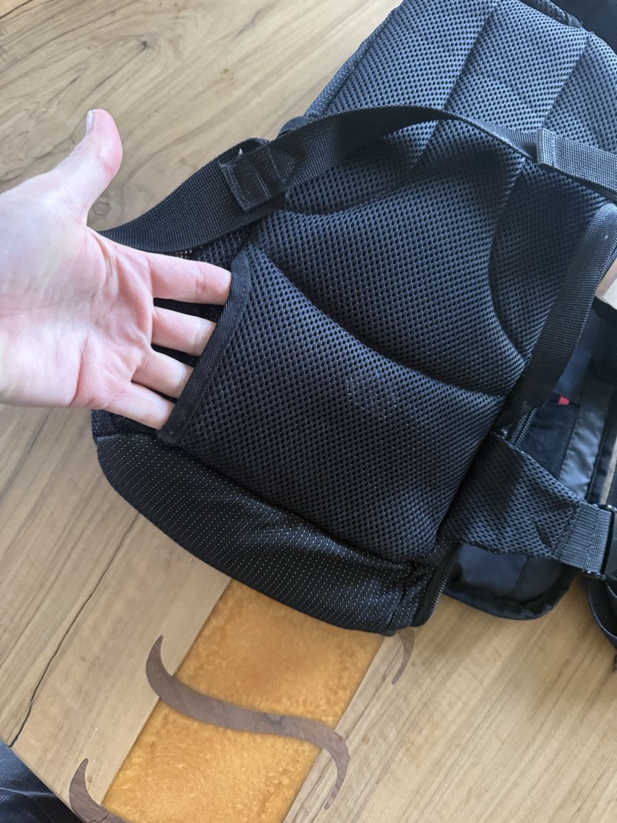 Zaini: Fotorucksack Black – Usato da Schaffhausen venduto da Annafeil 4
