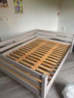 Bettgestell mit Rost und Matratze FLEXA Classic 140x200